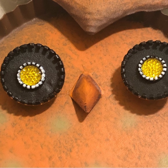 Metal Sculpted Owl Wall Hanging - Picture 6 of 8